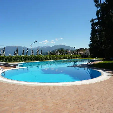 Hermitage Mimosa アパート ポルト・ヴァルトラヴァーリア