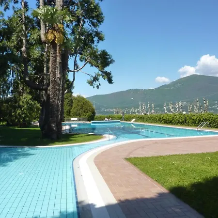 Hermitage Mimosa アパート ポルト・ヴァルトラヴァーリア